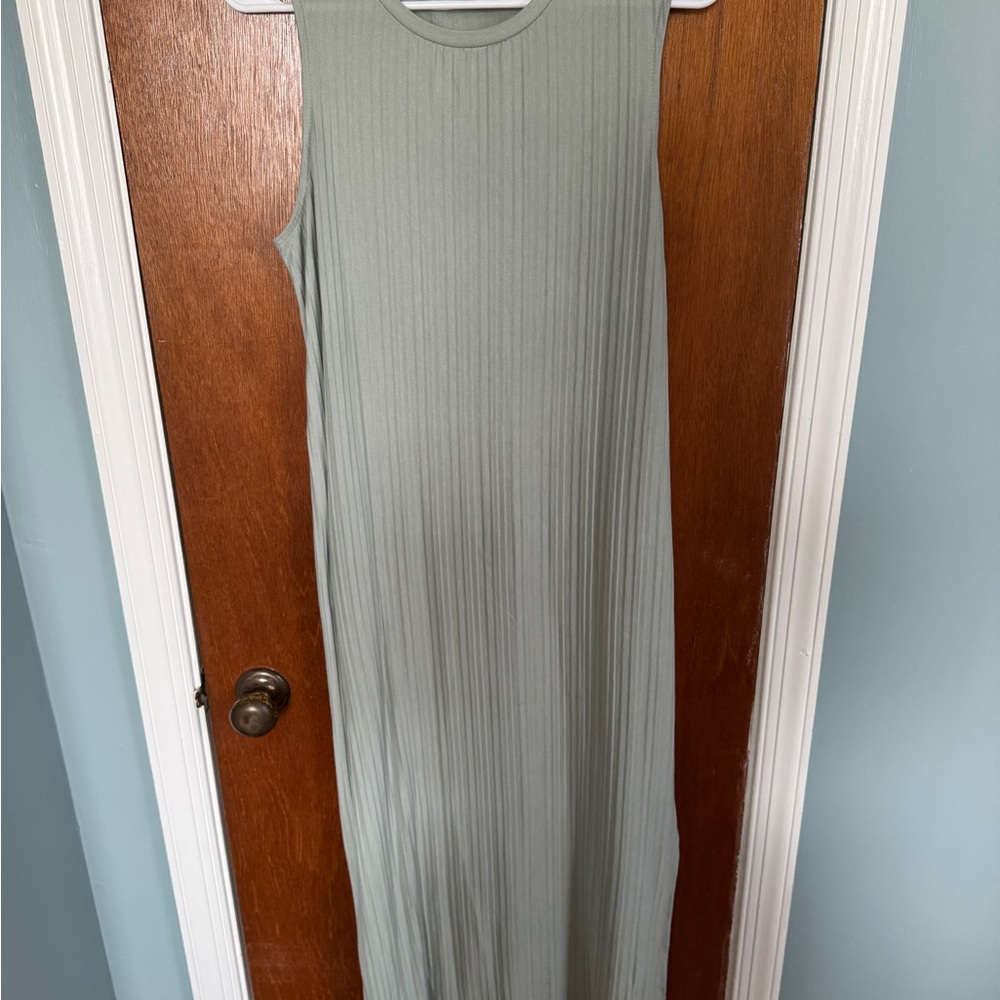 A New Day Green Ribbed Sheath Midi Dress